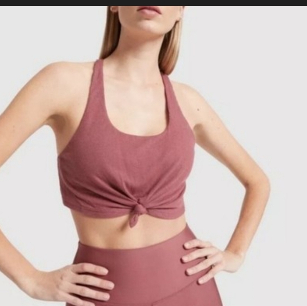 Alo Yoga ribbed knotted sports bra top.